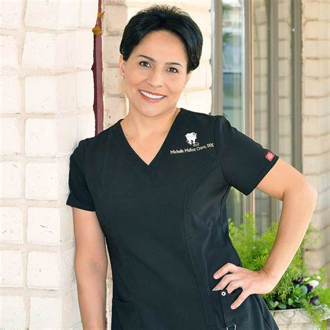 dr munoz dentist uvalde texas.